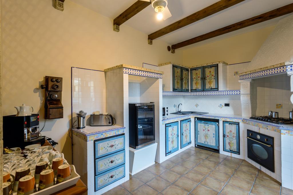 La Nuit Bed & Breakfast Bari Exterior photo